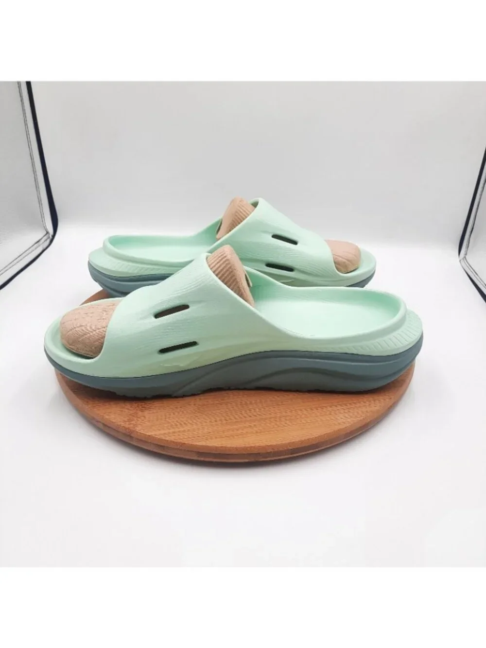 Hoka One One Ora Recovery Slide 3 Mens Size 10 Sandals Mist Green Trellis Slides